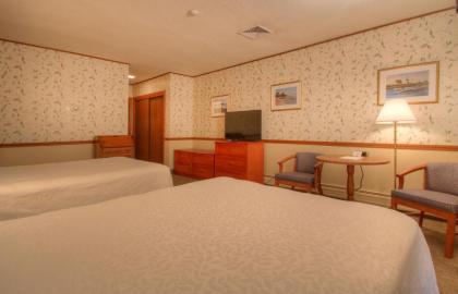 The Seaside Inn - image 11