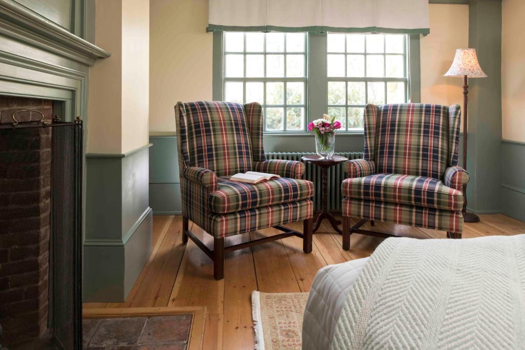 Waldo Emerson Inn - image 4
