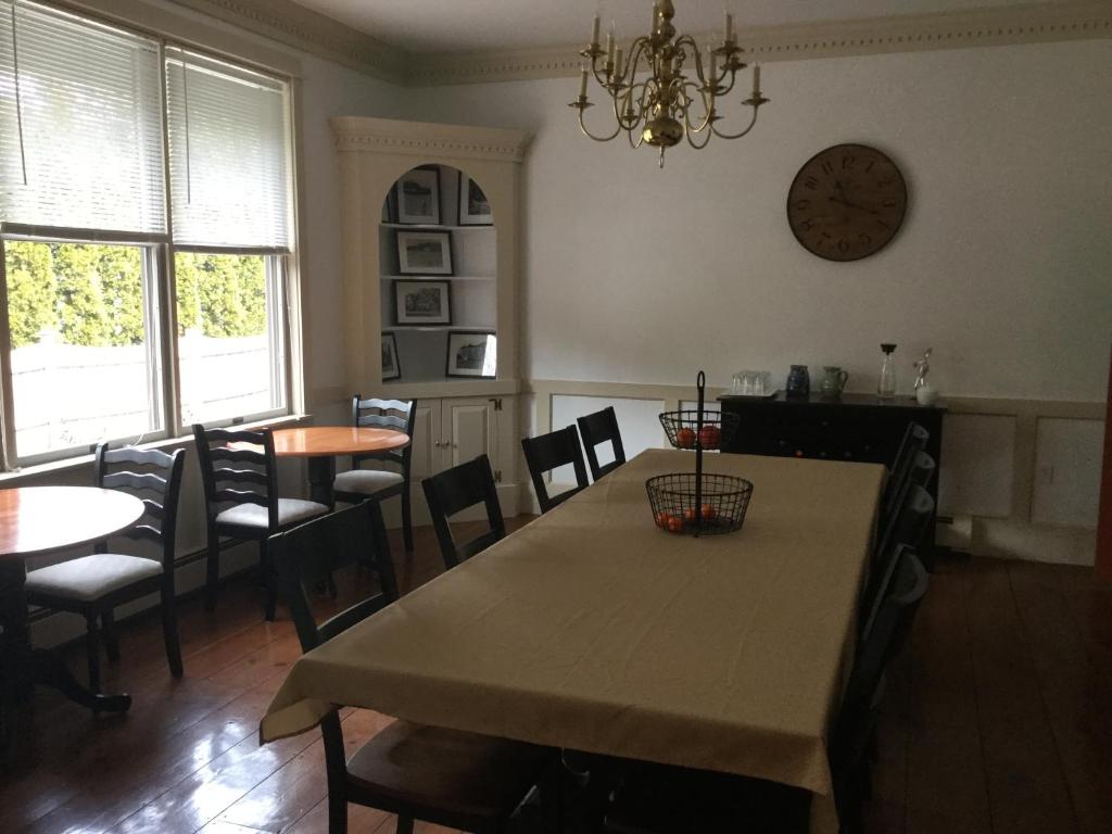 Elizabeth Rose House - image 3
