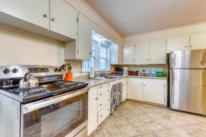 Kennebunk Family Cottage - image 11