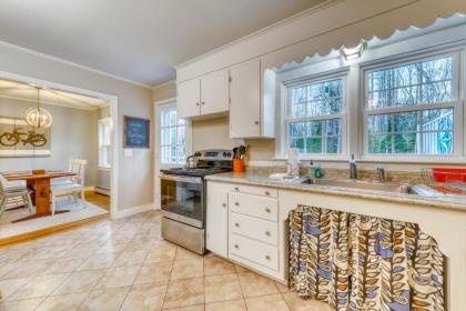 Kennebunk Family Cottage - image 14