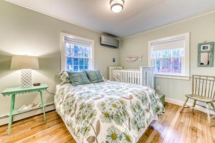 Kennebunk Family Cottage - image 15