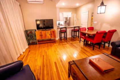 84 Main by Capital Vacations - image 4