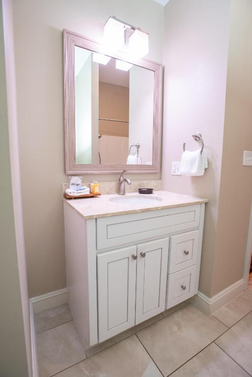 84 Main by Capital Vacations - image 7