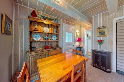 Kennebunk Cottage - 2 Bed 1 Bath Vacation home in Kennebunk - image 10