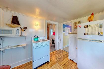 Kennebunk Cottage - 2 Bed 1 Bath Vacation home in Kennebunk - image 14
