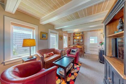 Kennebunk Cottage - 2 Bed 1 Bath Vacation home in Kennebunk - image 6