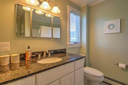 Superb 3-Story Kennebunk Home - half Mi to Beach! - image 10