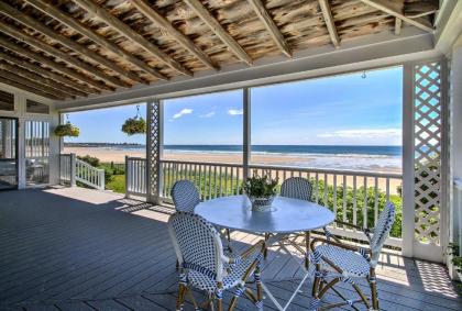 Kennebunk Cottage with Private Beach and Ocean Views Kennebunk