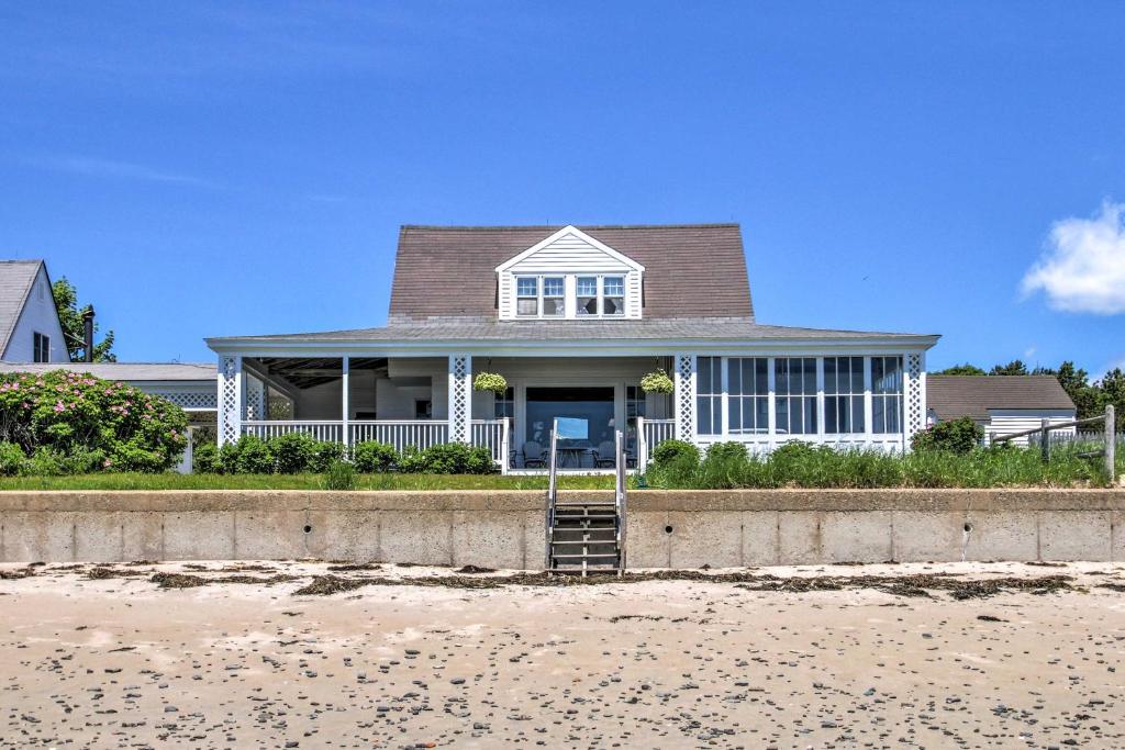 Kennebunk Cottage with Private Beach and Ocean Views! - image 2