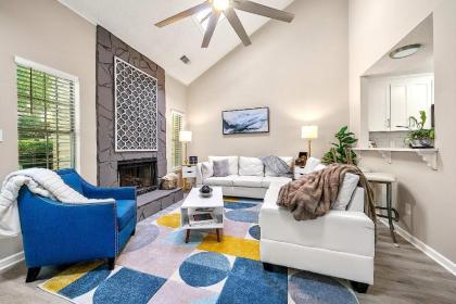 Stunning 2 Master BDR Serene Abode in a Very Quiet Location! Close to KSU