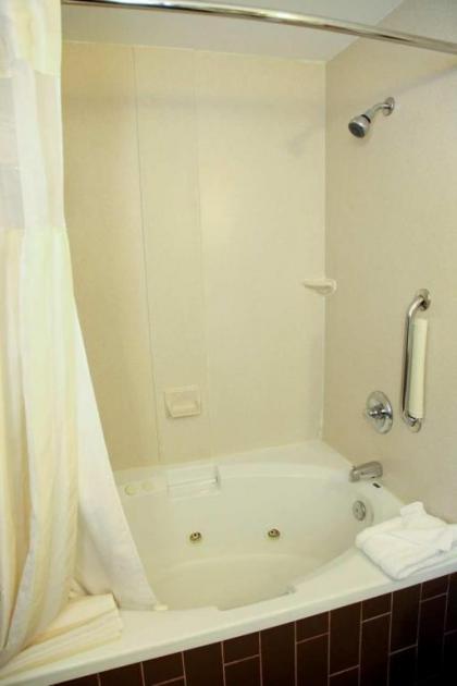 Hilton Garden Inn Kennett Square - image 14