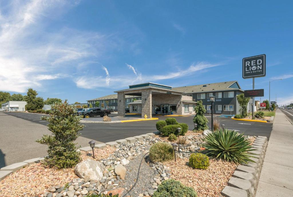 Red Lion Inn & Suites Kennewick Tri-Cities - main image