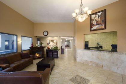 Super 8 by Wyndham Kennewick - image 4