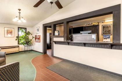 Rodeway Inn & Suites I-94 Kenosha - image 3