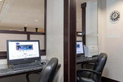 Hampton Inn Kent/Akron Area - image 7