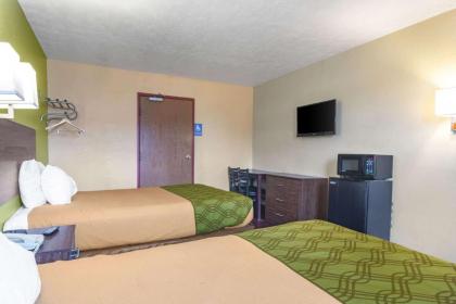 Econo Lodge Kent - image 7