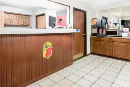 Super 8 by Wyndham Kent/Akron Area - image 6