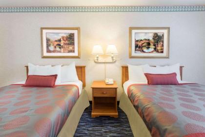 Ramada by Wyndham Kent Seattle Area - image 12