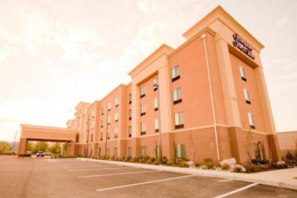 Hampton Inn  Suites by Hilton SeattleKent