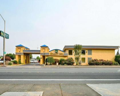 Quality Inn Hotel Kent - image 7