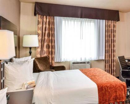Quality Inn Hotel Kent - image 9