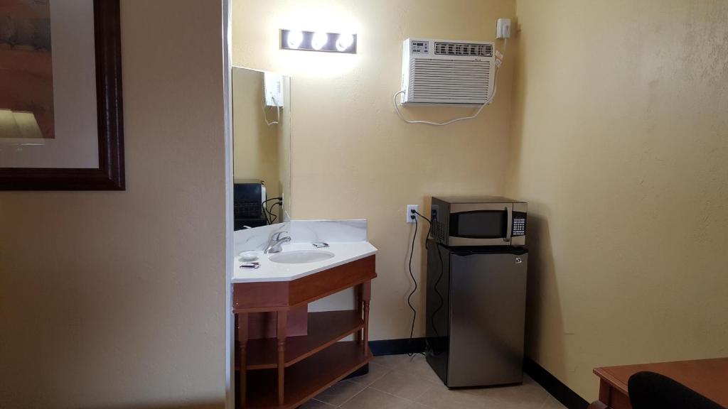 Budget Inn - Keokuk - main image