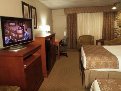 Inn of the Hills Hotel and Conference Center - image 15