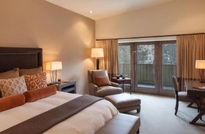 Knob Hill Inn - image 3