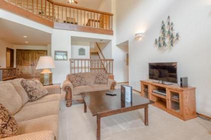 Summit Townhome Elkhorn Amenities Penthouse views