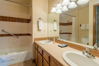 New Listing ! Habitat Condo Walk to Downtown - image 3