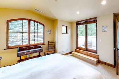 Ketchum Charm - image 16