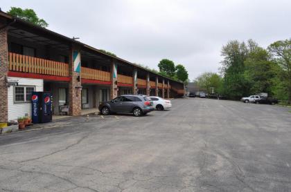 Kewanee Motor Lodge - image 14