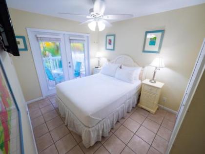 Lazy Lane at Shipyard Condos - image 1