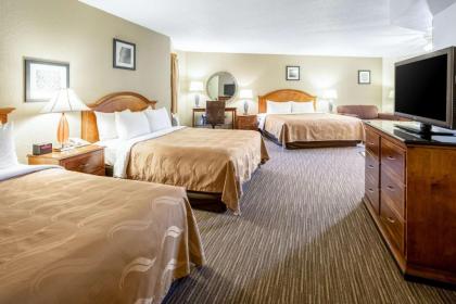 Quality Inn Keystone near Mount Rushmore - image 12