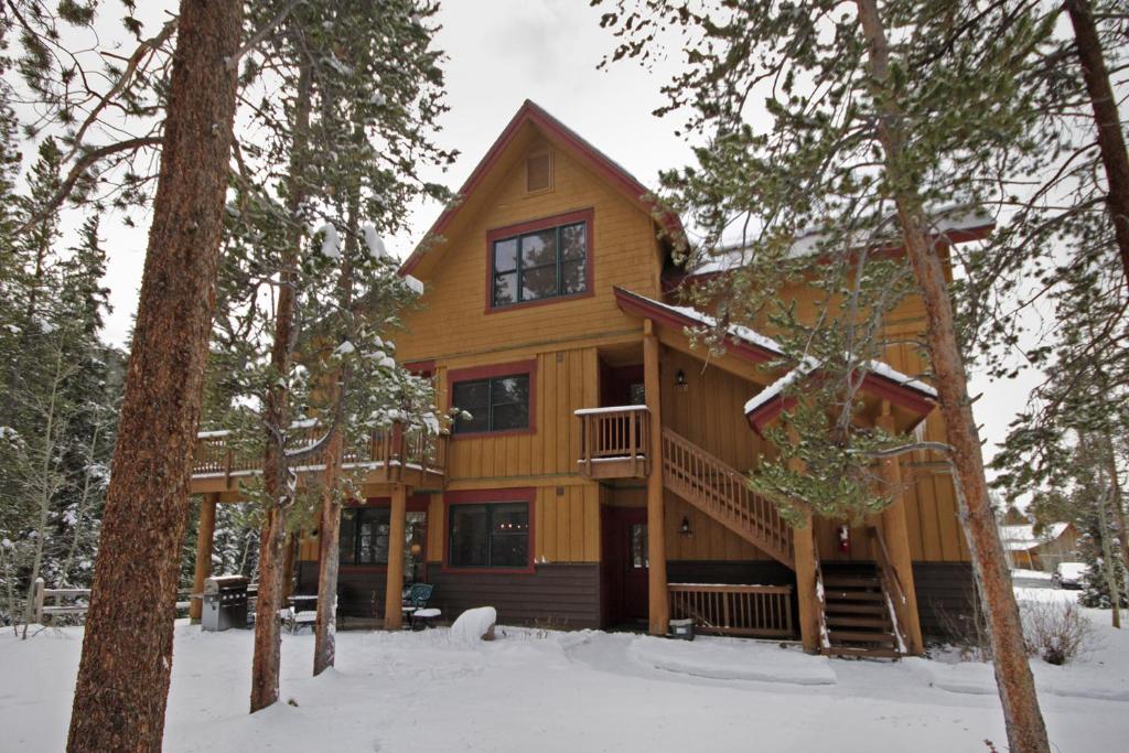 8782 Trappers Crossing Condo - image 3
