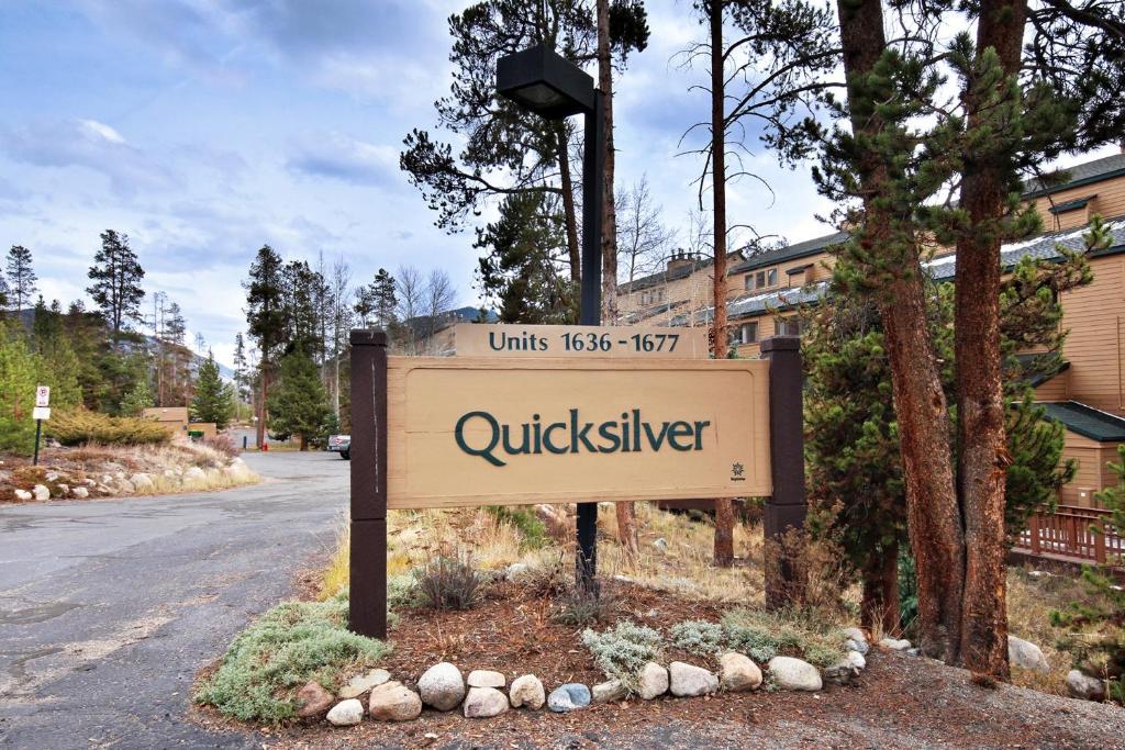 1633 Quicksilver Condo - main image