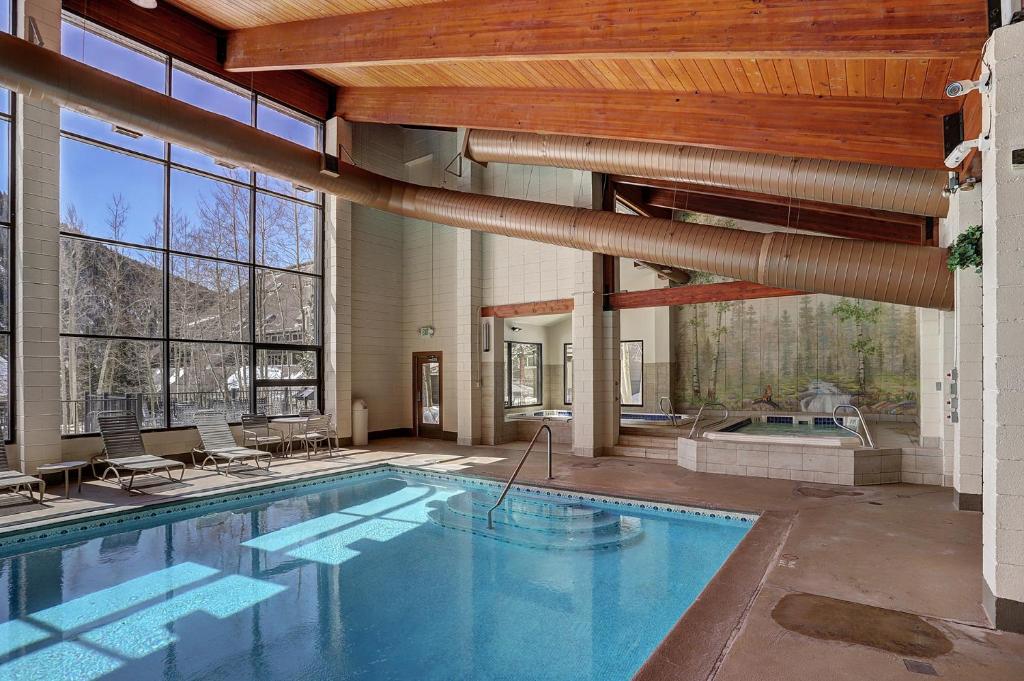 2072 The Pines Condo - image 3
