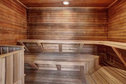 2072 The Pines Condo - image 4