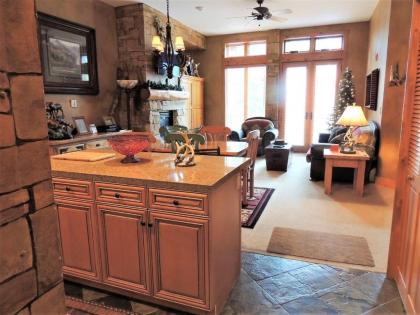 The Timbers at Keystone Resort 1 Bedroom Ski-in Ski-out Condo - image 3