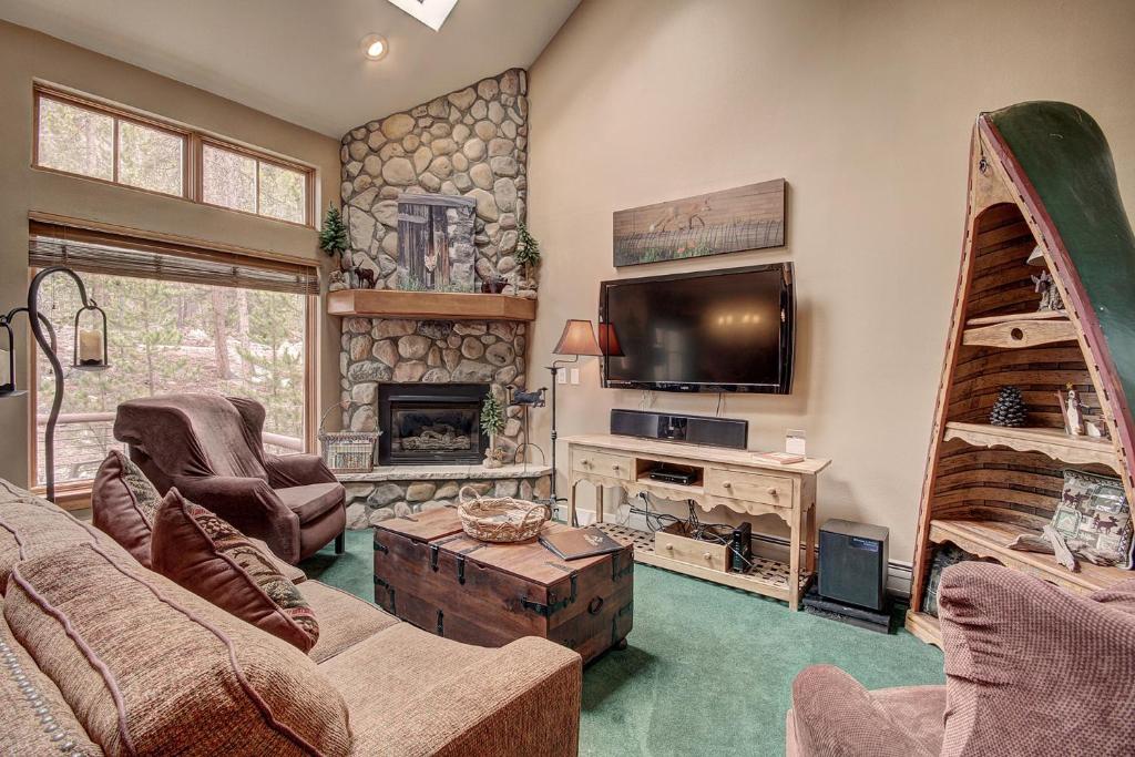 1975 Starfire Townhomes - main image