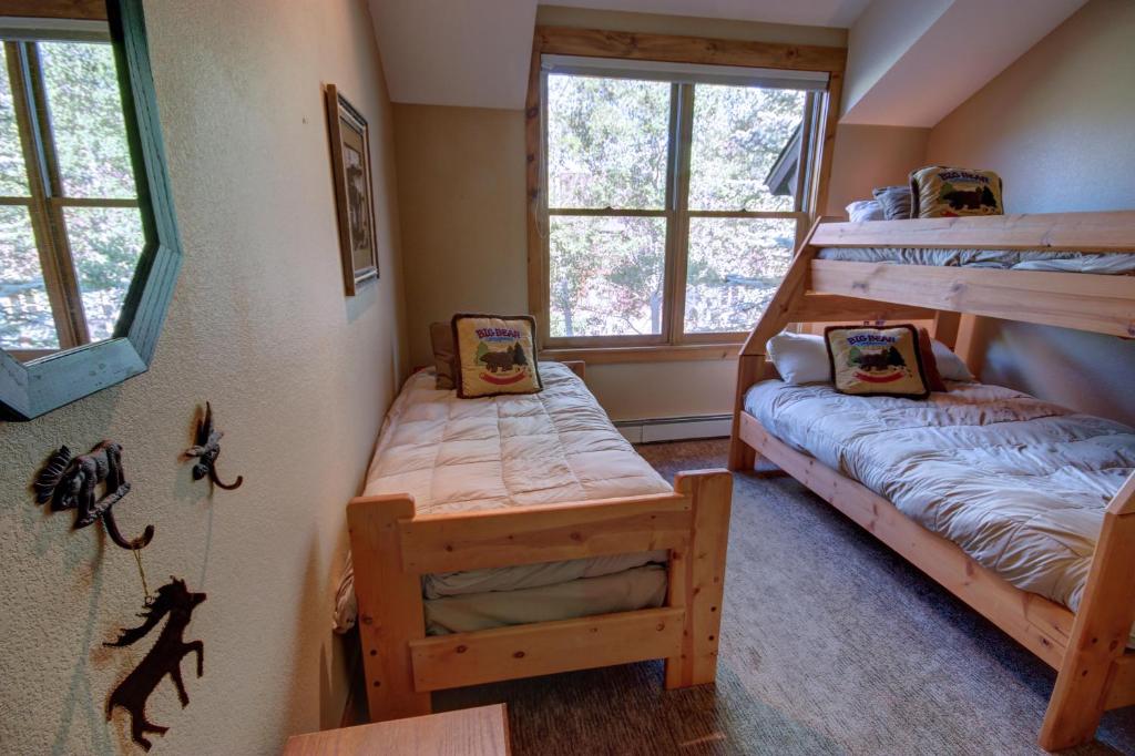 Ski Tip Ranch 8712 - image 2