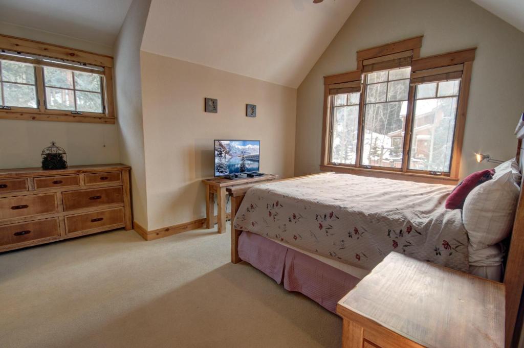 Settlers Creek 6535 - image 3