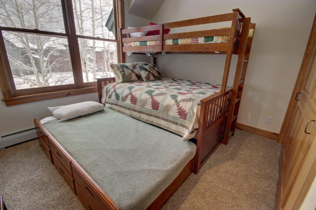Ski Tip Ranch 8701 - image 4