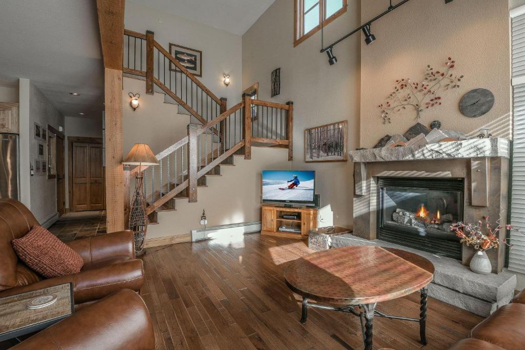 Ski Tip Ranch 8722 - main image