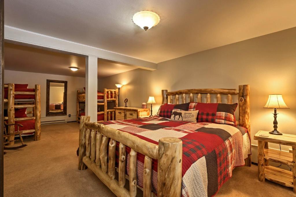 Keystone Mountain Home on Snake River with Hot Tub! - image 3