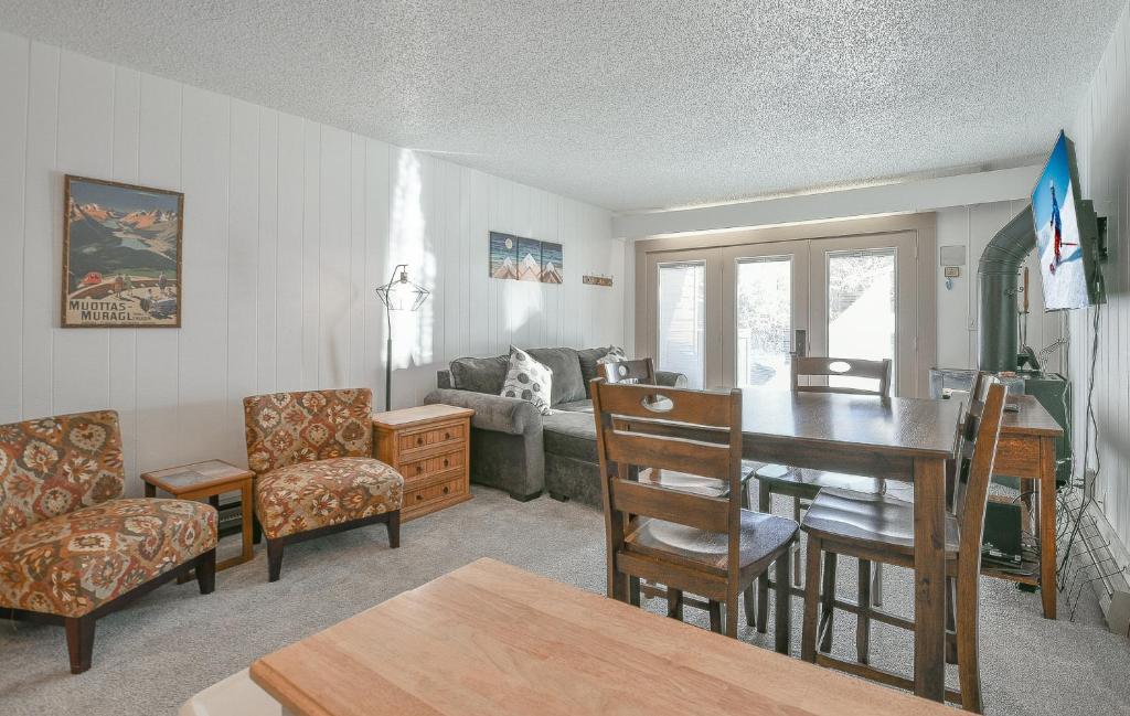 Key Condo 2928A - main image