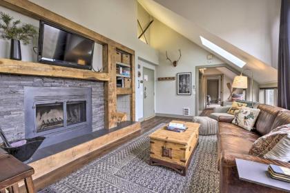 Unique Condo with Hot Tub and Pool 2Mi to Keystone Ski - image 7
