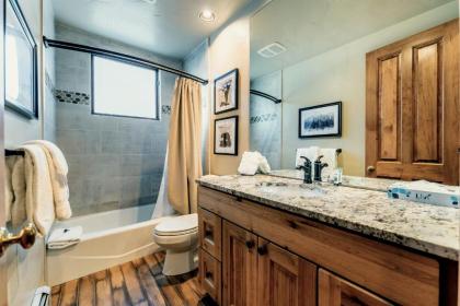 Ironwood Townhome 2989 - image 11