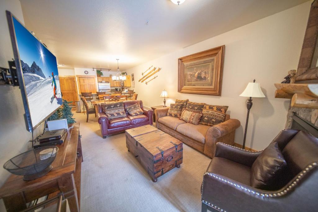 Tenderfoot Lodge 2611 - image 4